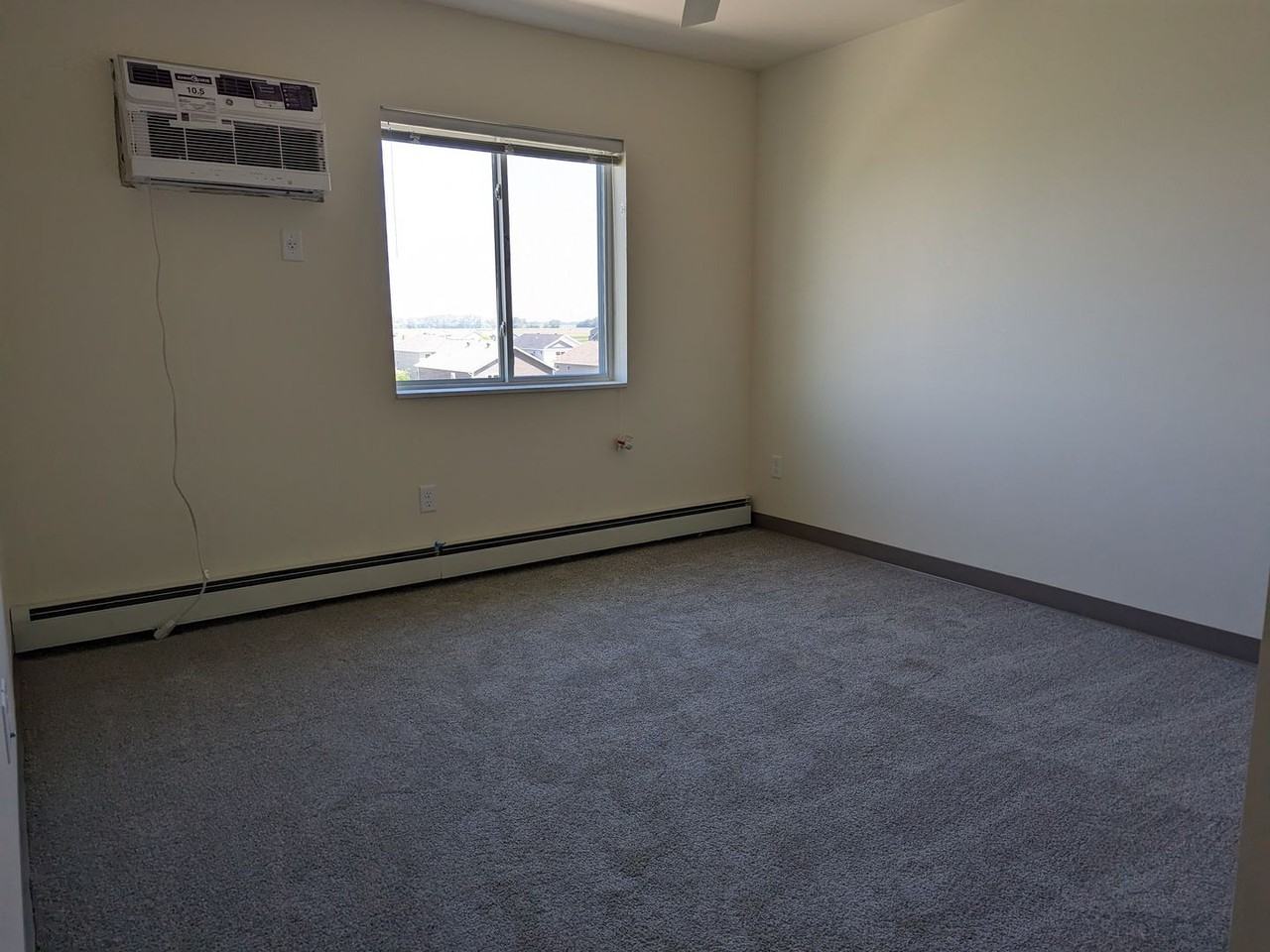 Rail10 Apartments - Photo 6 of 38