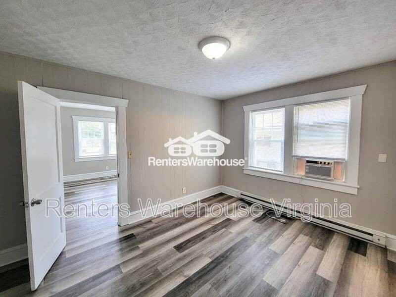 220 Glendale Ave #1 - Photo 7 of 13