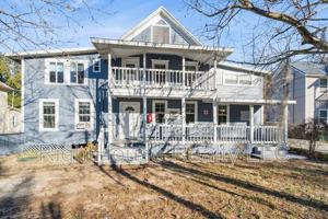 featured image of 113 S Grove St #2