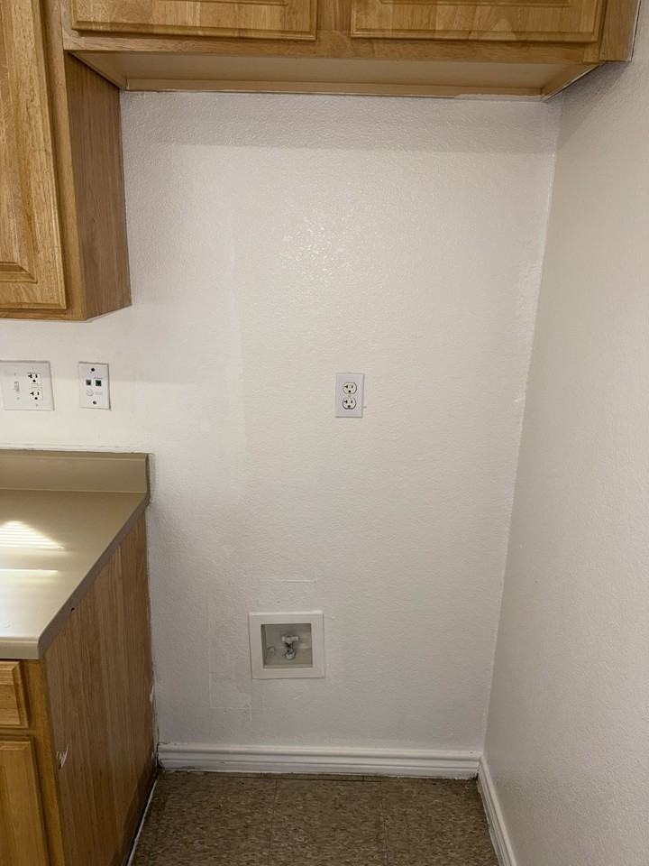 1105 South Terrace Street #B - Photo 7 of 16