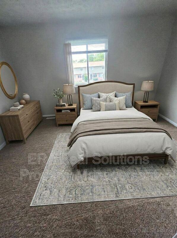 1710 Carstare Dr - Photo 3 of 15