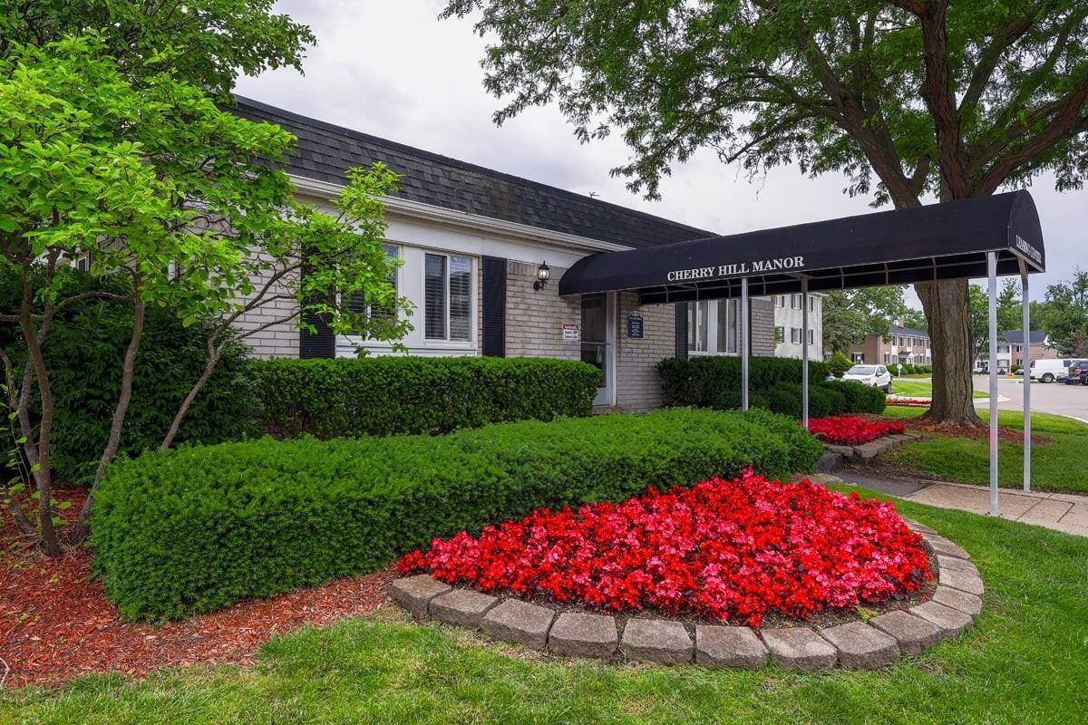 Cherry Hill Manor Apartments - Photo 3 of 16