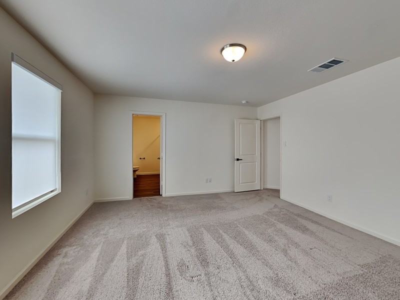 1803 Washington St - Photo 6 of 20