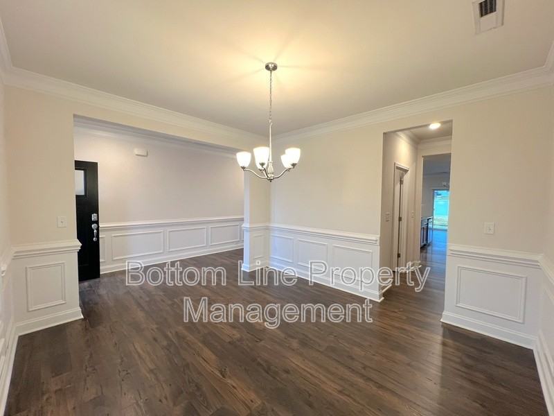 145 Championship Dr - Photo 3 of 33