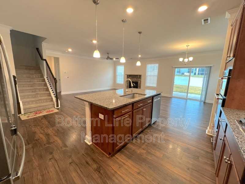 145 Championship Dr - Photo 6 of 33