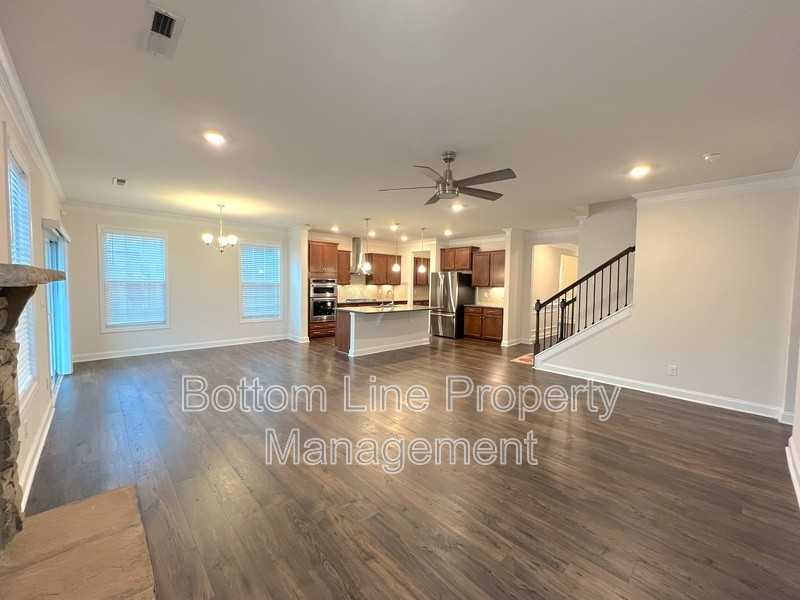 145 Championship Dr - Photo 7 of 33