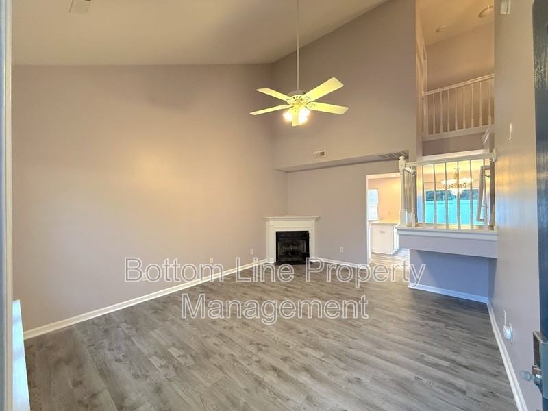 224 Primrose Walk - Photo 3 of 19