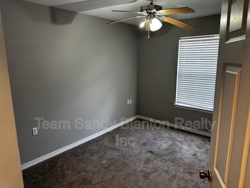 9184 Arand Dr - Photo 5 of 14