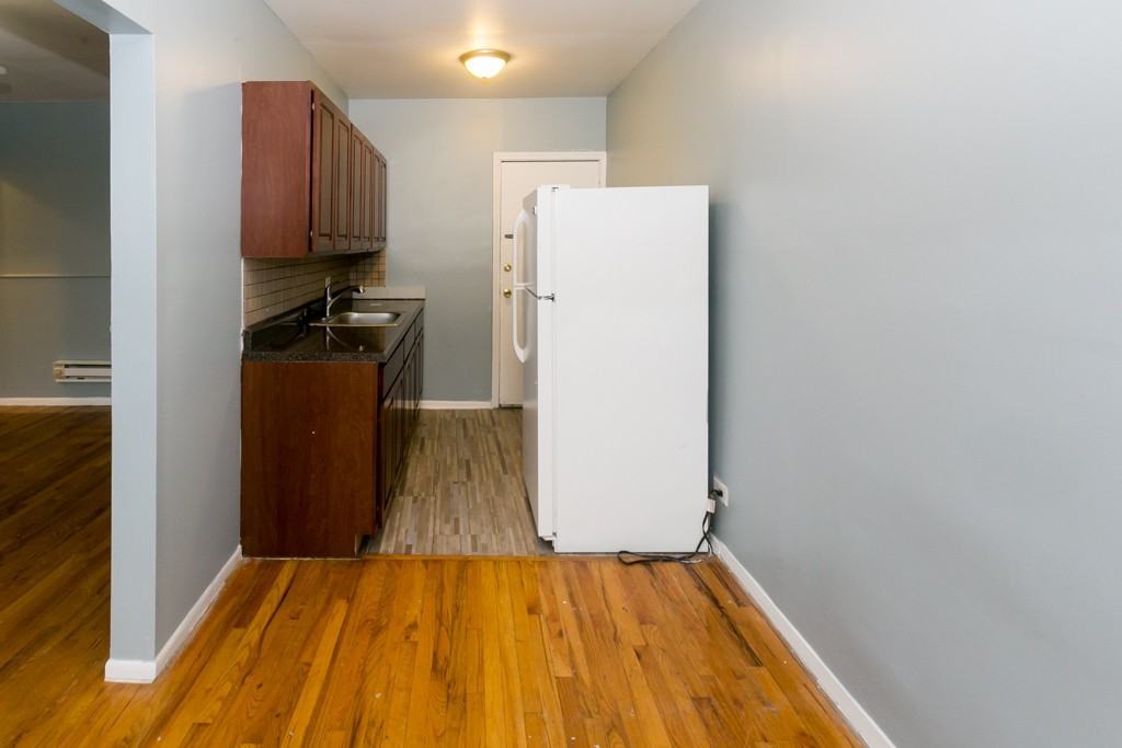 4515 N Malden St #3C - Photo 5 of 18