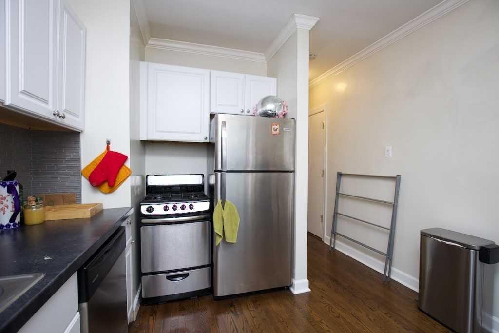 2151 N Fremont St #3S - Photo 5 of 21