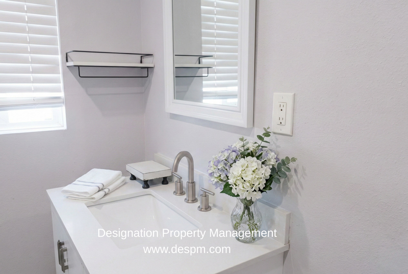 4917 Templeton St - Photo 7 of 16