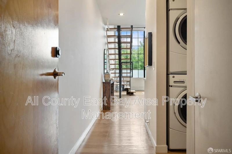 1018 4th Ave #120 - Photo 2 of 24