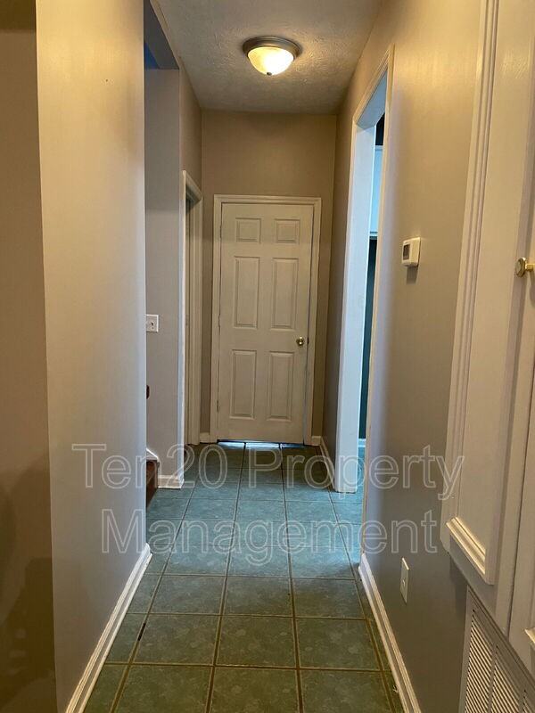 326 Hardaway Ct - Photo 7 of 31