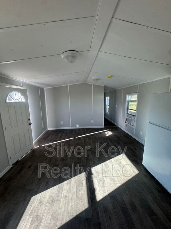 3000 Highways. #13 - Photo 6 of 15