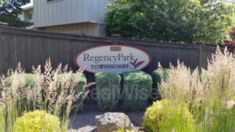 2250 Sw 21st St #16 - Photo 3 of 8