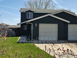 featured image of 550 Ne Negus Loop