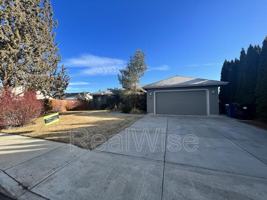 featured image of 2360 Nw 19th St