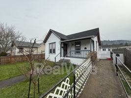 featured image of 1321 Se Mill St