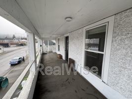 featured image of 605 Se Mosher Ave #2