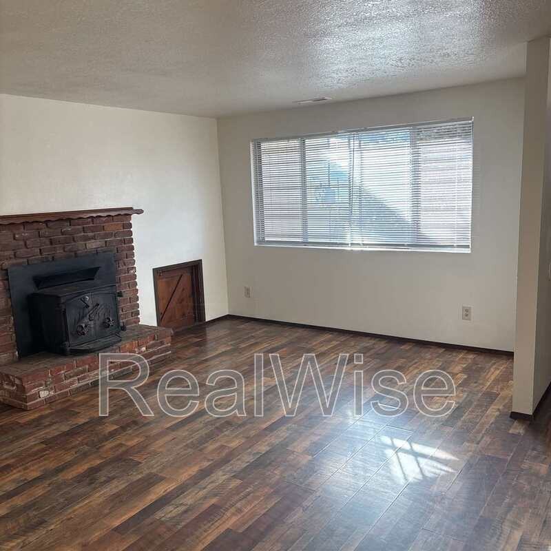 274 Shakemill Rd - Photo 3 of 20