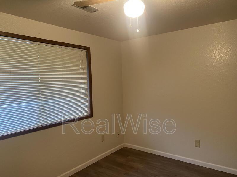 2963 W Lorraine Ave - Photo 7 of 26