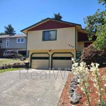 936 Se Sharon Ave - Photo 1 of 1