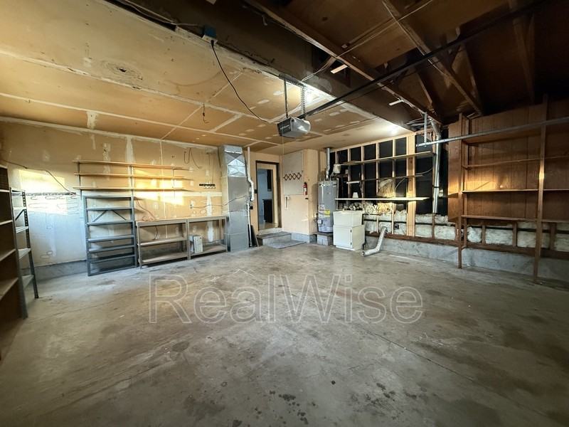 2134 Nw Watters St - Photo 6 of 28