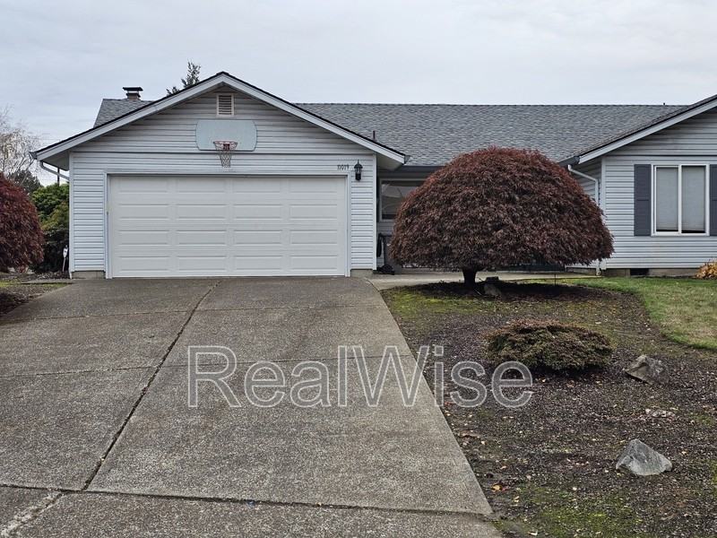 11019 Nw 33rd Ave - Photo 3 of 17