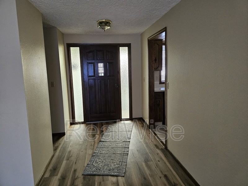 11019 Nw 33rd Ave - Photo 5 of 17