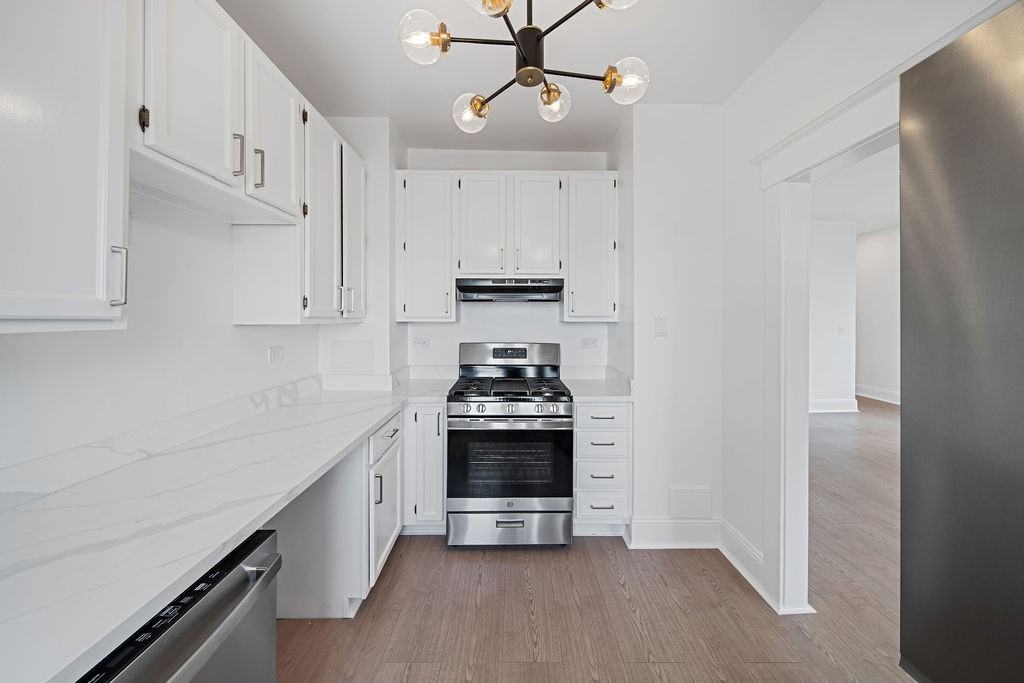 1048 Union Street #12 - Photo 6 of 25