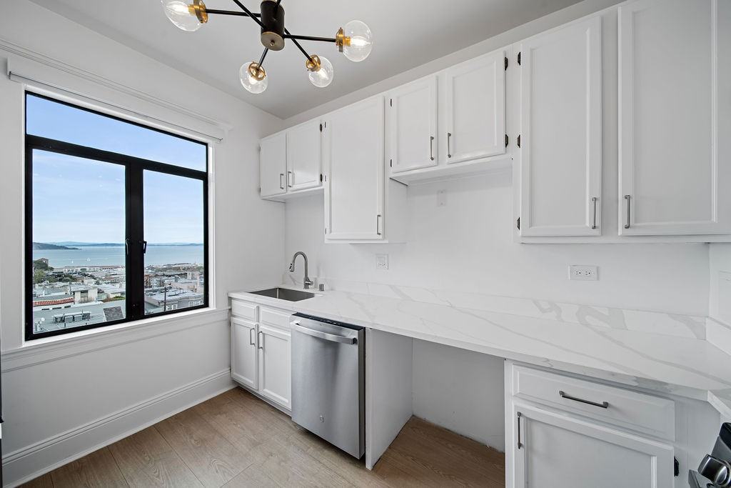 1048 Union Street #12 - Photo 7 of 25