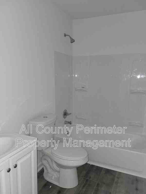 1154 Windsor St Sw #B - Photo 6 of 19
