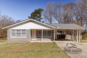 featured image of 1176 Cardinal Rd Ne