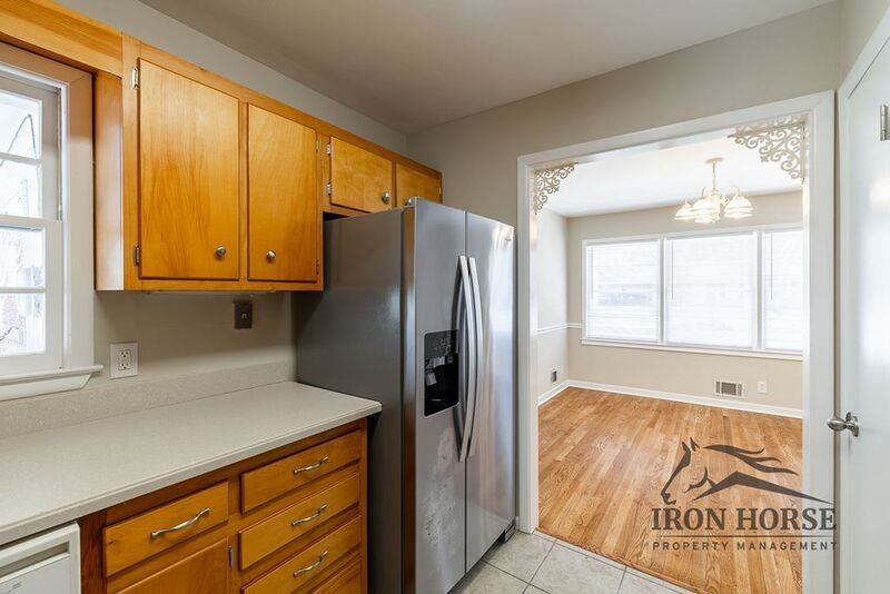 1176 Cardinal Rd Ne - Photo 6 of 31