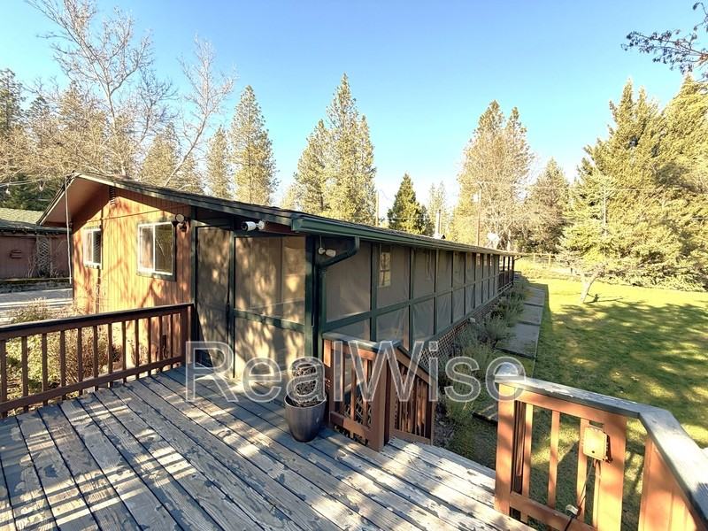 7429 W Evans Creek Rd - Photo 2 of 33