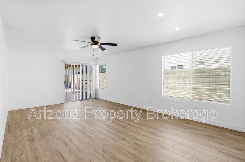 2291 W Orchid Ln - Photo 6 of 26