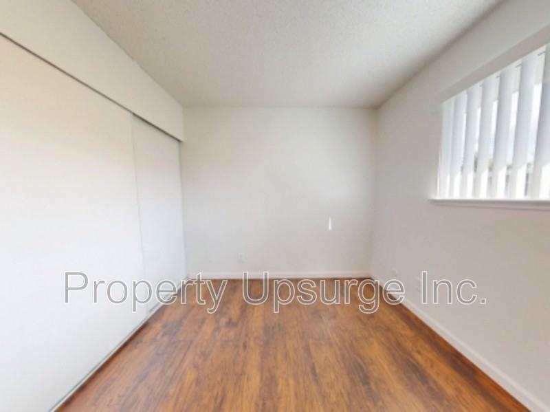 330 Bird St #15 - Photo 4 of 28