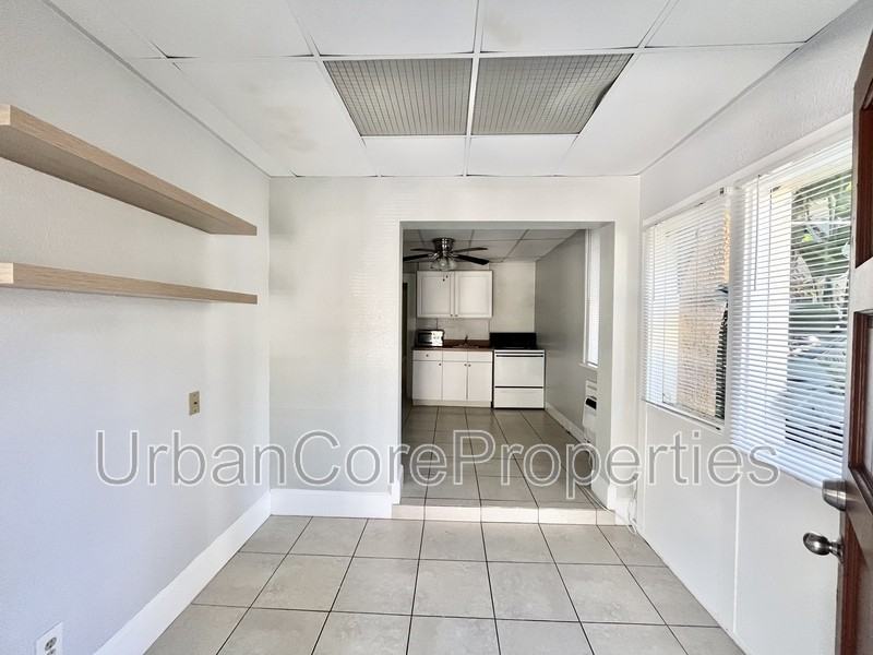 352 13th Ave Ne - Photo 3 of 10