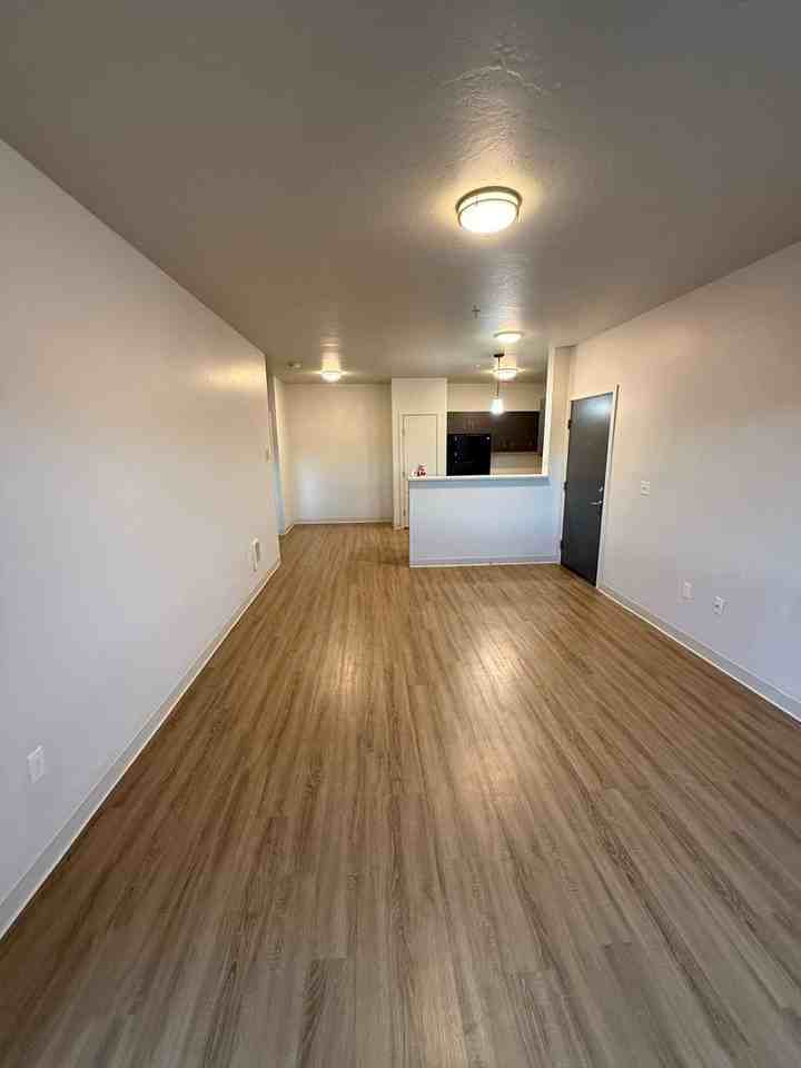 Apartments @ 2 Mile - Photo 2 of 20