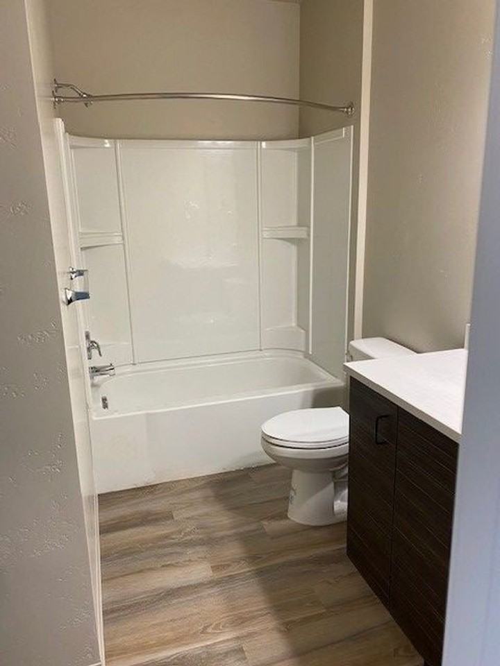 Apartments @ 2 Mile - Photo 7 of 20