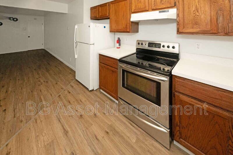 1233 S 56th St #3 - Photo 6 of 22