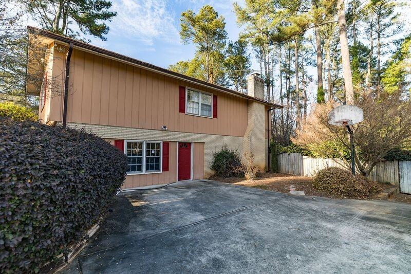 265 Ponderosa Dr - Photo 3 of 34