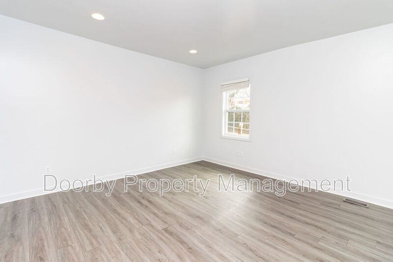 1604 Wheeler Ave - Photo 7 of 18