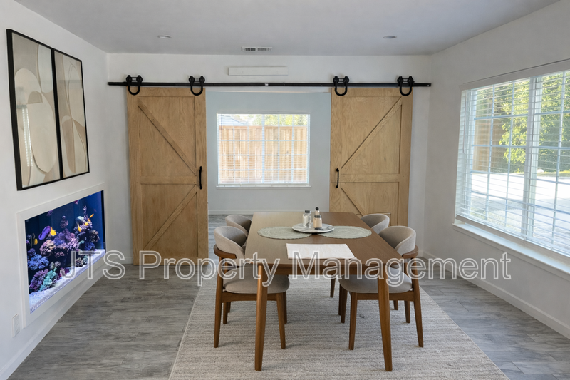 1761 Klamath River Dr - Photo 4 of 12