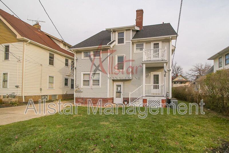 1622 Northland Ave #2ndFL - Photo 4 of 32