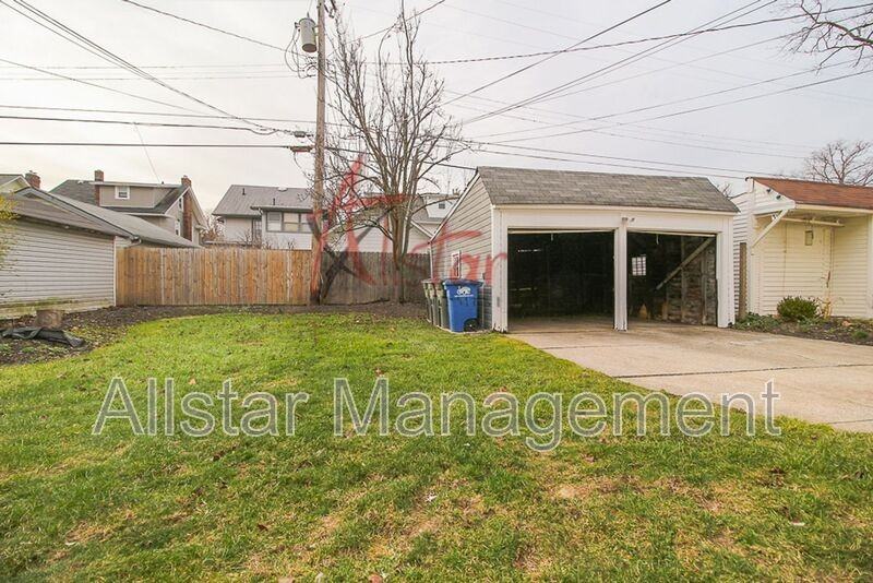 1622 Northland Ave #2ndFL - Photo 5 of 32