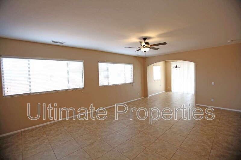 17023 W Bridlington Ln - Photo 4 of 14