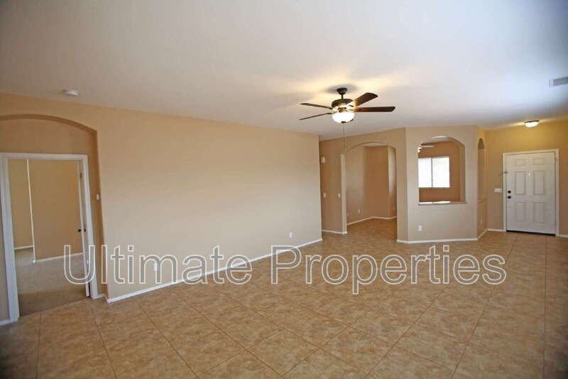 17023 W Bridlington Ln - Photo 5 of 14