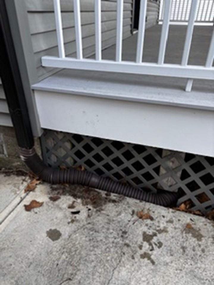 2322 Scranton Rd - Photo 3 of 3