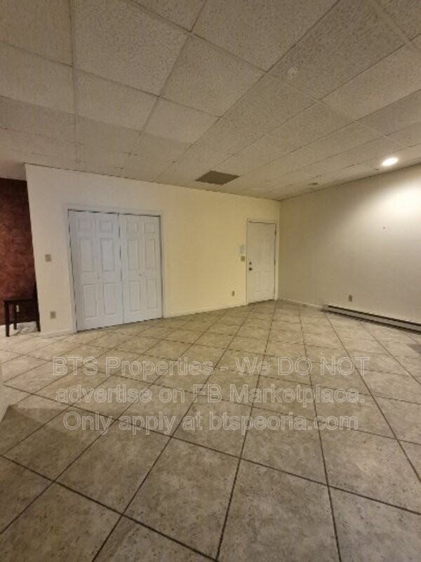 5917 W Plank Rd #5 - Photo 4 of 13